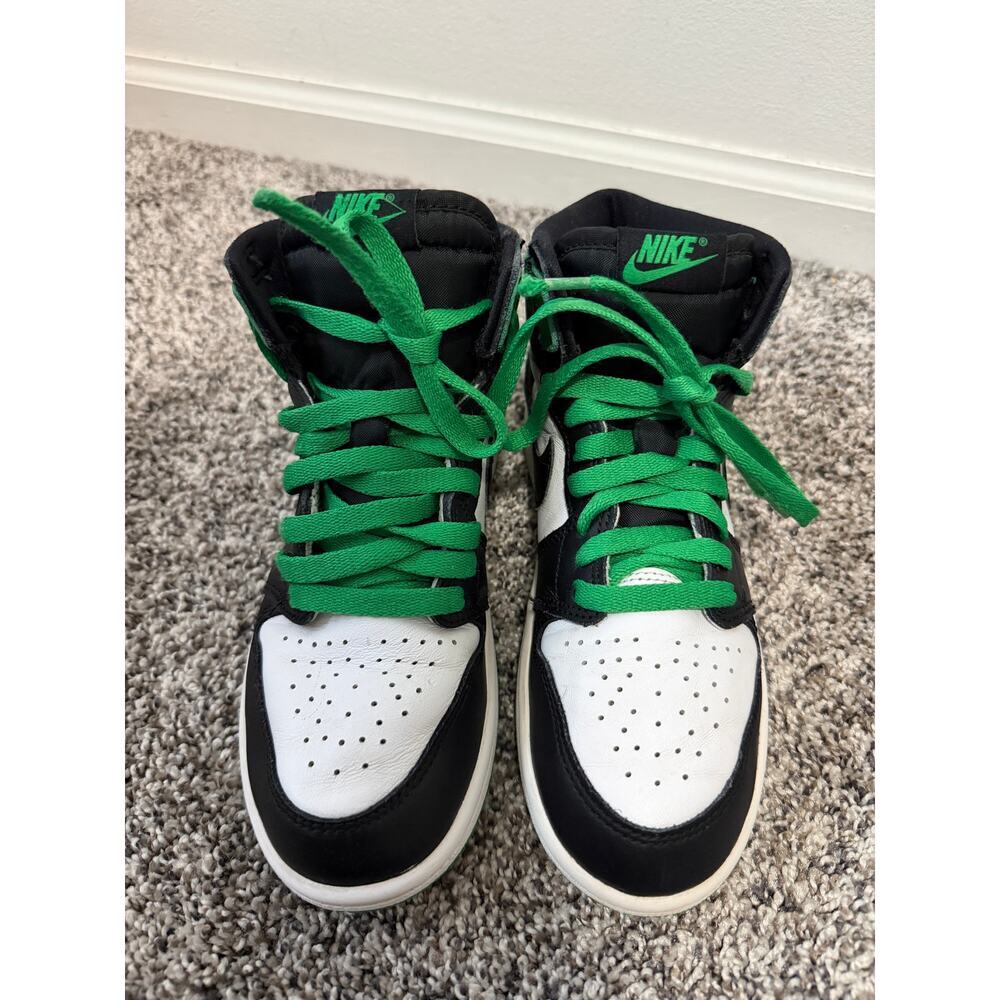Nike Air Jordan 1 Retro High OG "Lucky Green" youth size 3 - Picture 3 of 7